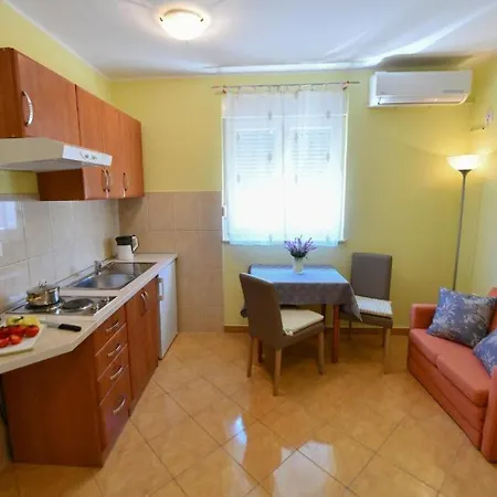 Miranda Apartment Vodice